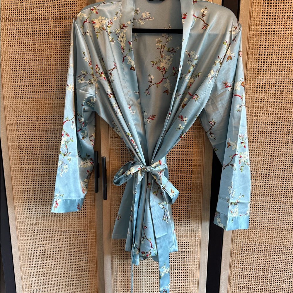 Blue Floral Tie-Front Robe with Ruffled Details - Picture 1 of 9